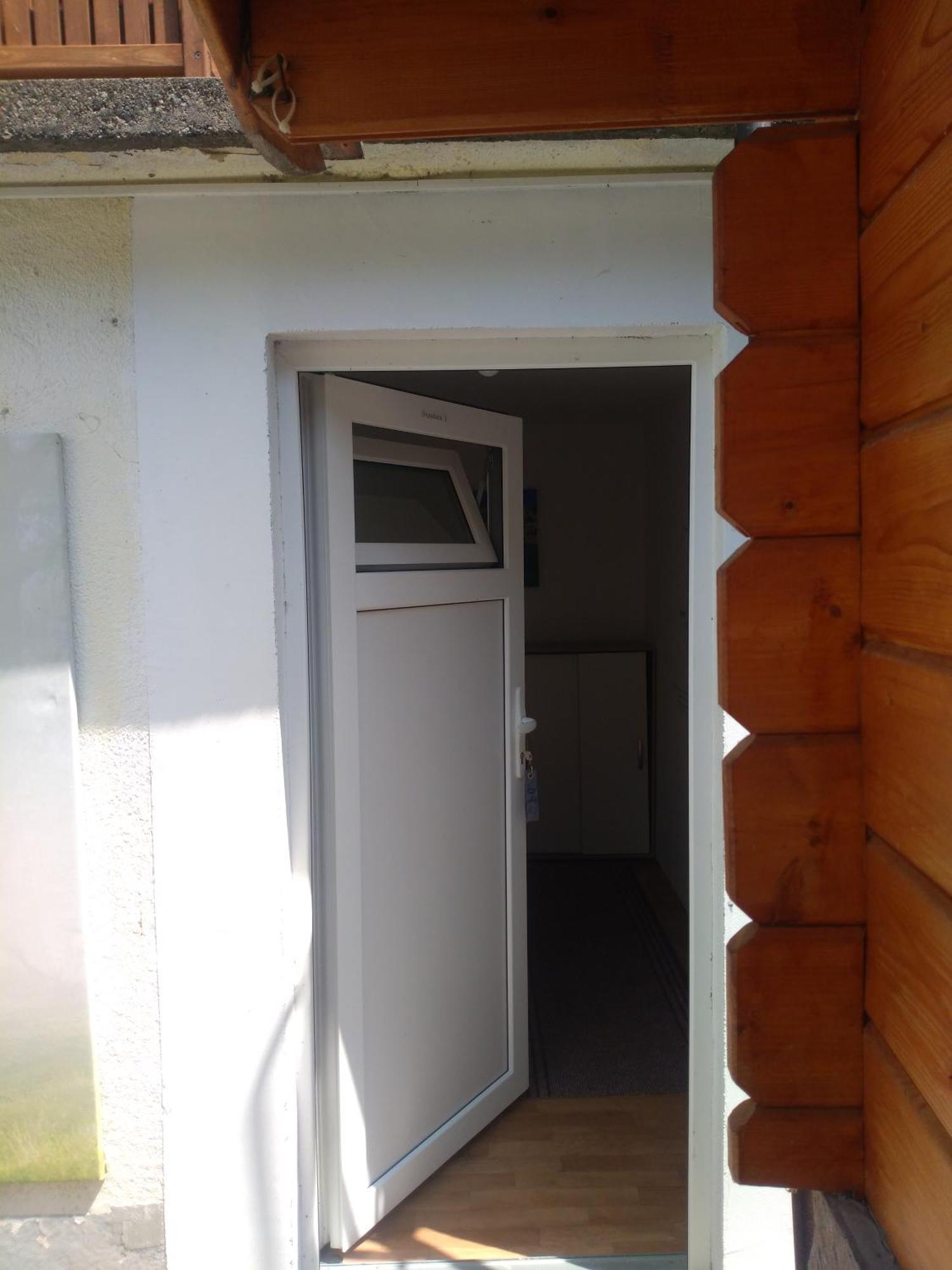 Hostel Trajan Donji Milanovac Exteriör bild