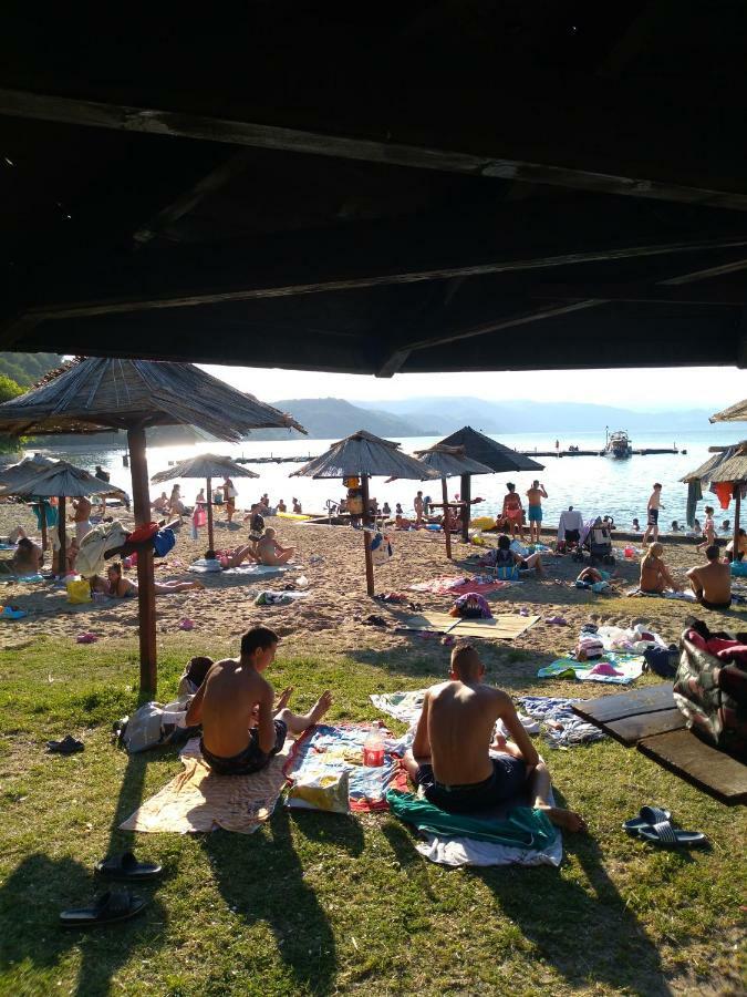 Hostel Trajan Donji Milanovac Exteriör bild